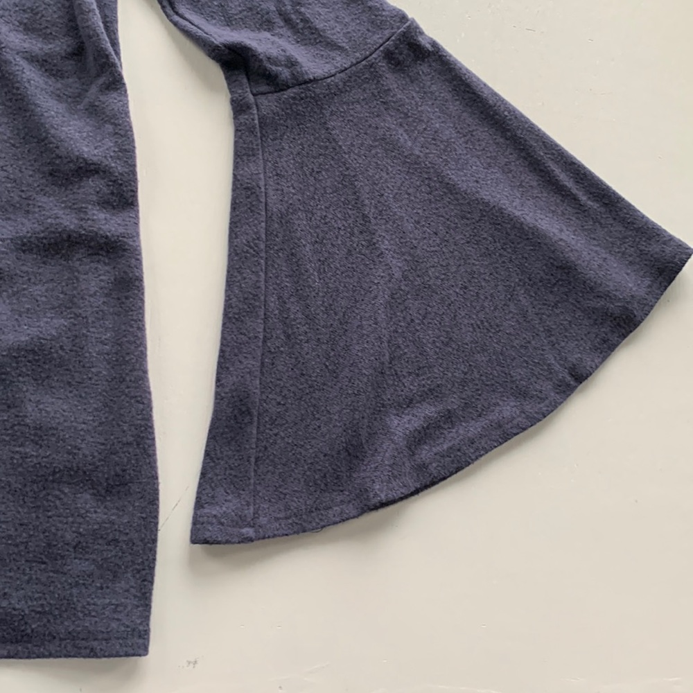V-neck Blue And Black Swing Tunic with Bell Sleeves Choker Neck size Small - Picture 6 of 14